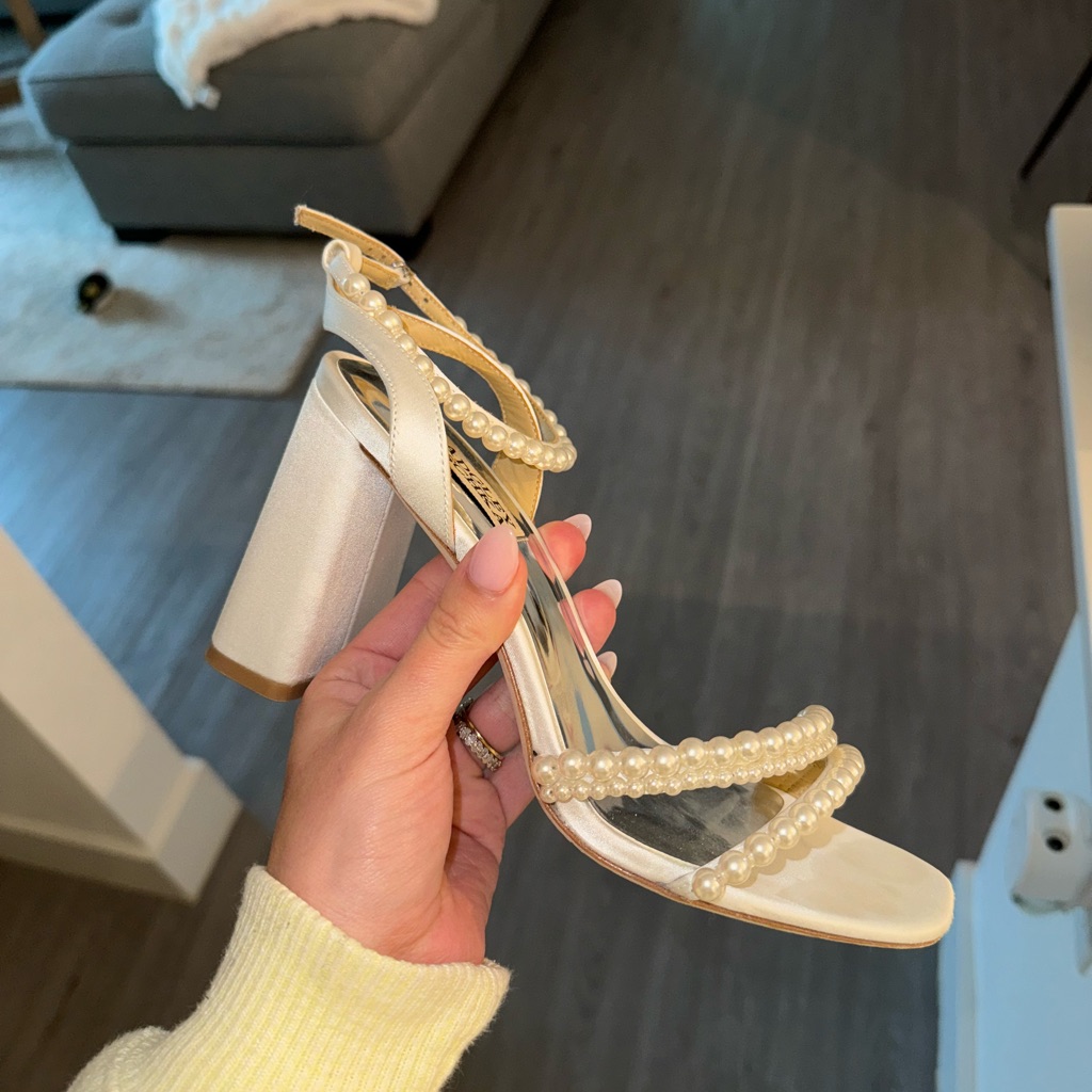 Badgley Mischka Fiesty Pearl Heels